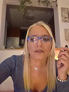 kikkastar online show from 10-08-25, 07:33