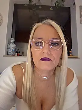 kikkastar online show from 02-06-26, 08:56