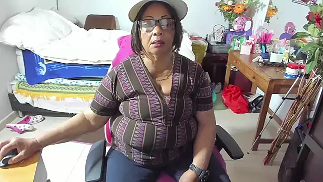 Mrs mommy  online show from 09-21-25, 11:17