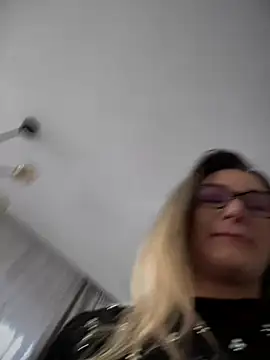 Snapshot of HotXMom chatting on 01-07-25, 11:16 HotXMom online show from 01-07-25, 11:16