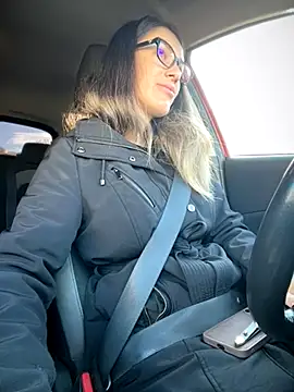 Snapshot of HotXMom chatting on 11-03-25, 06:36 HotXMom online show from 11-03-25, 06:36