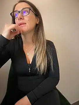 Snapshot of HotXMom chatting on 12-02-25, 07:14 HotXMom online show from 12-02-25, 07:14