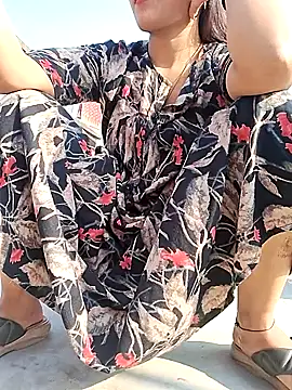 Snapshot of Ishikarana chatting on 12-24-24, 08:11 Ishikarana online show from 12-24-24, 08:11