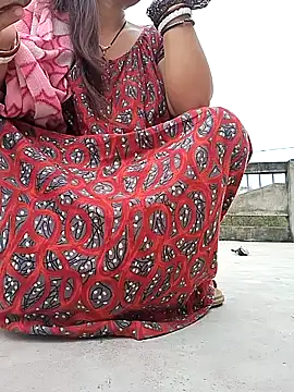 Snapshot of Ishikarana chatting on 01-08-25, 03:08 Ishikarana online show from 01-08-25, 03:08