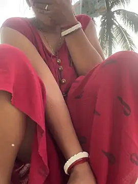 Snapshot of Ishikarana chatting on 11-25-25, 02:44 Ishikarana online show from 11-25-25, 02:44