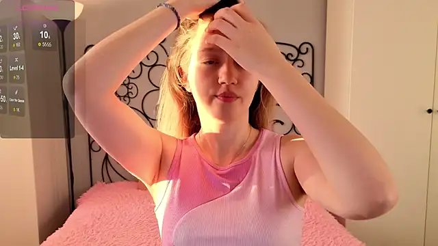 Ksuhesa online show from 10-24-25, 02:08