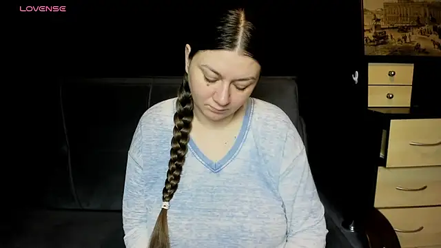 Snapshot of AlisaBacker chatting on 05-30-26, 05:43 AlisaBacker online show from 05-30-26, 05:43