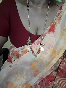 Snapshot of negatamil chatting on 10-26-25, 04:35 negatamil online show from 10-26-25, 04:35