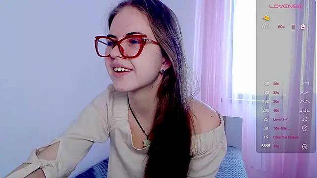 Sarah HS online show from 02-03-26, 06:22