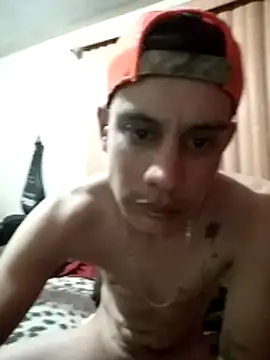 Snapshot of chicovergudo27 chatting on 11-17-25, 12:49 chicovergudo27 online show from 11-17-25, 12:49