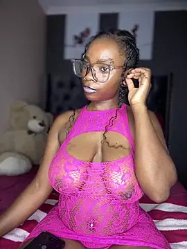 Snapshot of Candy-Heart chatting on 01-26-25, 07:42 Candy-Heart online show from 01-26-25, 07:42