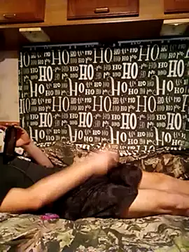 Snapshot of hothippie420 chatting on 12-28-24, 03:47 hothippie420 online show from 12-28-24, 03:47