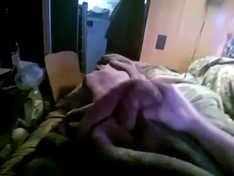 Snapshot of hothippie420 chatting on 03-12-25, 04:13 hothippie420 online show from 03-12-25, 04:13