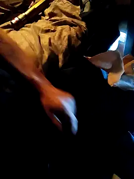 Snapshot of hothippie420 chatting on 11-11-25, 09:59 hothippie420 online show from 11-11-25, 09:59