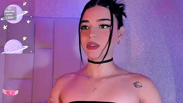 Summer walkerr online show from 12-28-24, 12:24