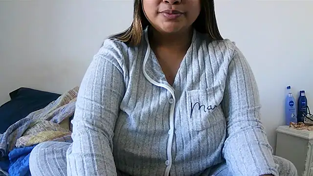 ArisaGonzalez online show from 10-06-25, 10:34