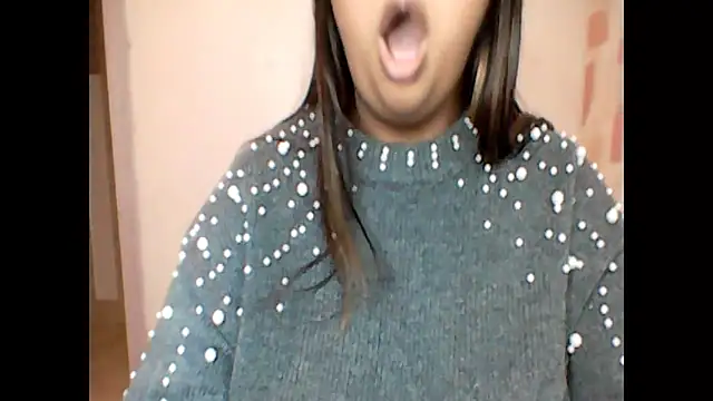 ArisaGonzalez online show from 12-05-25, 12:47