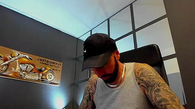 AronGrant online show from 12-04-25, 10:57