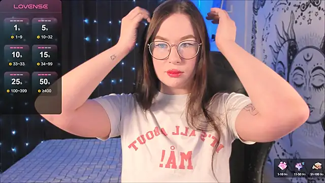 Snapshot of MyNameIsLilith chatting on 01-25-25, 04:45 MyNameIsLilith online show from 01-25-25, 04:45