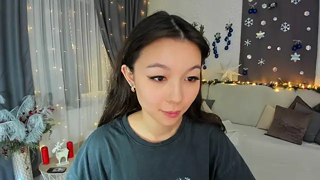 AgnieszkaBanana online show from 12-28-24, 07:22
