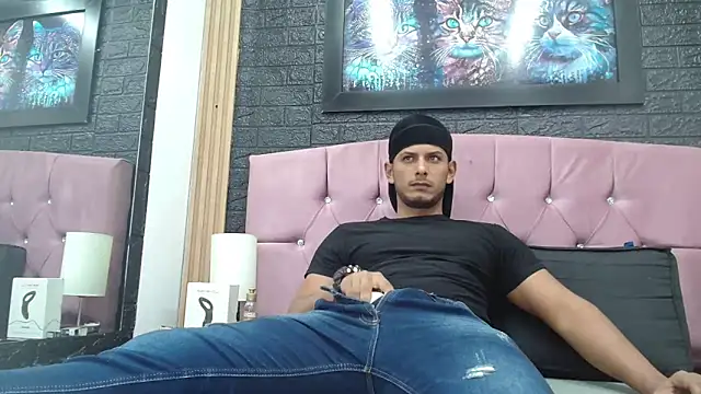 Chris Dick23 online show from 01-06-26, 03:21