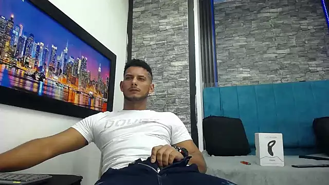 Chris Dick23 online show from 02-03-26, 06:00