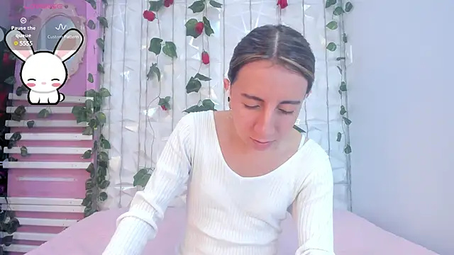 Miiaa doll online show from 02-12-25, 11:51