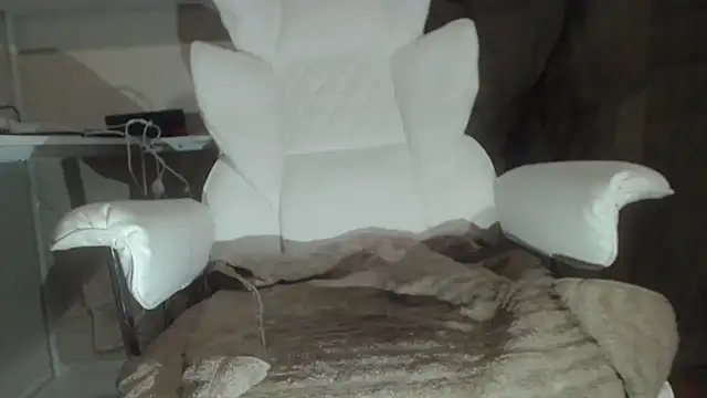 Tecsavy online show from 02-17-26, 01:02