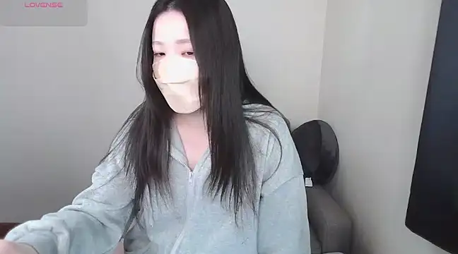  NOA-chan  online show from 01-11-25, 03:20