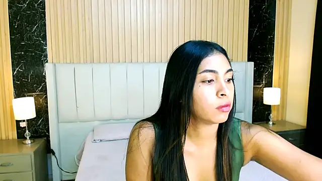 Snapshot of Juliana_And_Dave chatting on 03-10-25, 03:30 Juliana And Dave online show from 03-10-25, 03:30