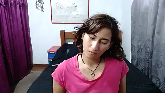 Snapshot of LadyMilk003 chatting on 12-16-24, 03:43 LadyMilk003 online show from 12-16-24, 03:43