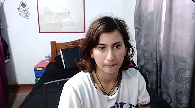 Snapshot of LadyMilk003 chatting on 12-21-24, 03:31 LadyMilk003 online show from 12-21-24, 03:31