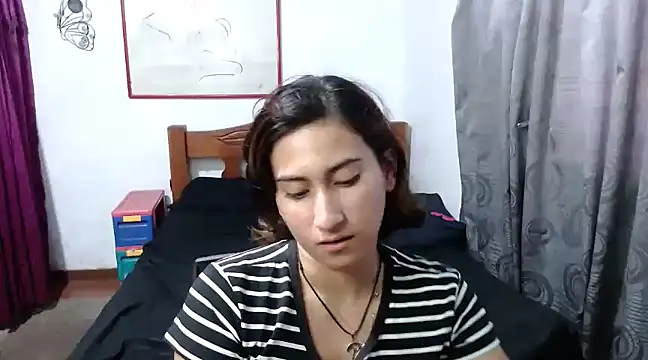 Snapshot of LadyMilk003 chatting on 02-06-25, 03:31 LadyMilk003 online show from 02-06-25, 03:31