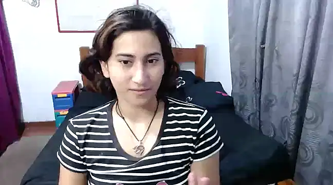 Snapshot of LadyMilk003 chatting on 02-06-25, 06:35 LadyMilk003 online show from 02-06-25, 06:35