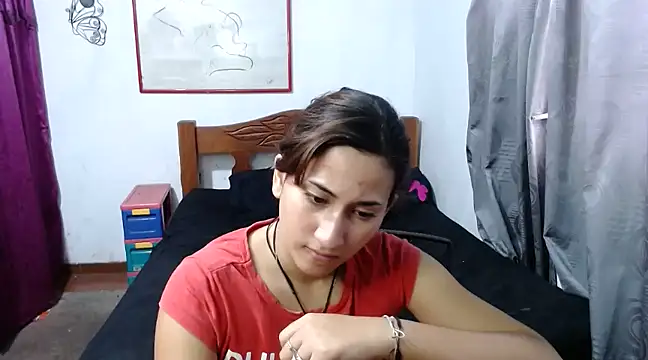 Snapshot of LadyMilk003 chatting on 02-08-25, 03:10 LadyMilk003 online show from 02-08-25, 03:10