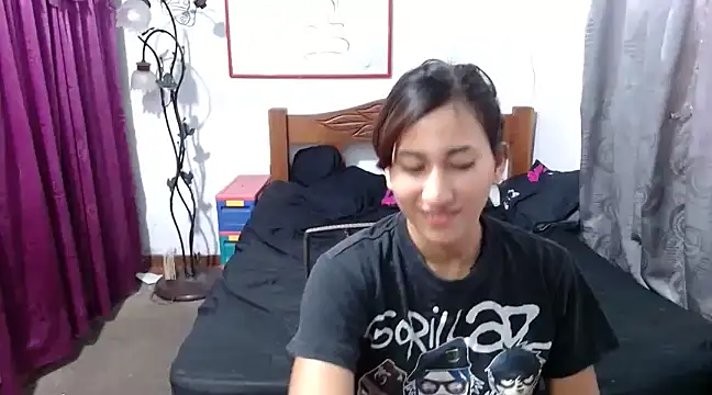 Snapshot of LadyMilk003 chatting on 03-05-25, 02:12 LadyMilk003 online show from 03-05-25, 02:12