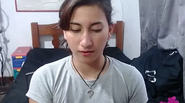 Snapshot of LadyMilk003 chatting on 03-10-25, 06:12 LadyMilk003 online show from 03-10-25, 06:12