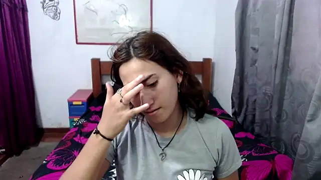 Snapshot of LadyMilk003 chatting on 10-01-25, 03:29 LadyMilk003 online show from 10-01-25, 03:29