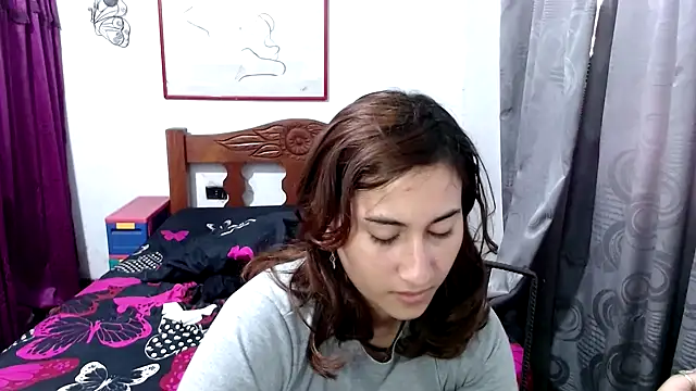 Snapshot of LadyMilk003 chatting on 10-18-25, 03:46 LadyMilk003 online show from 10-18-25, 03:46