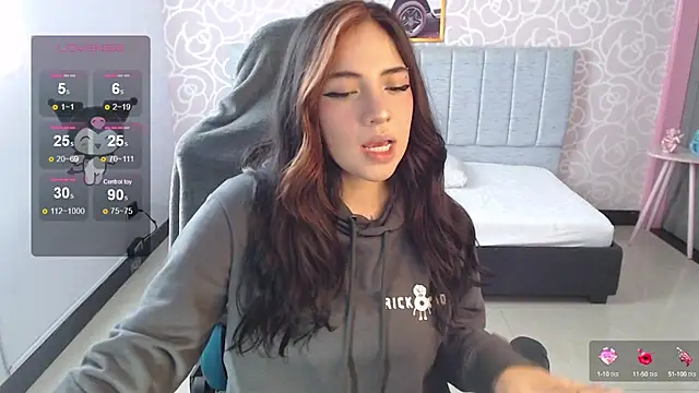 Snapshot of ninfa1_ch chatting on 12-11-24, 11:30 ninfa1 ch online show from 12-11-24, 11:30