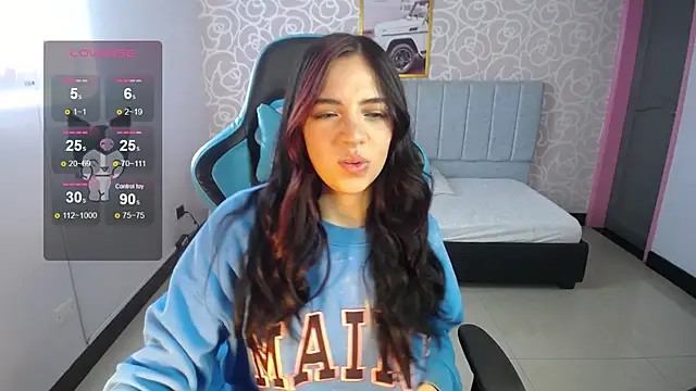 Snapshot of ninfa1_ch chatting on 01-14-25, 11:31 ninfa1 ch online show from 01-14-25, 11:31