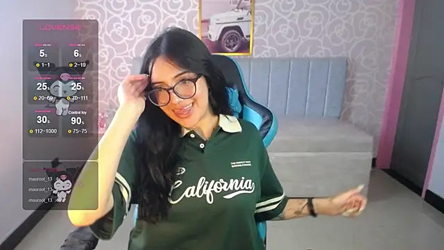 Snapshot of ninfa1_ch chatting on 01-25-25, 12:59 ninfa1 ch online show from 01-25-25, 12:59