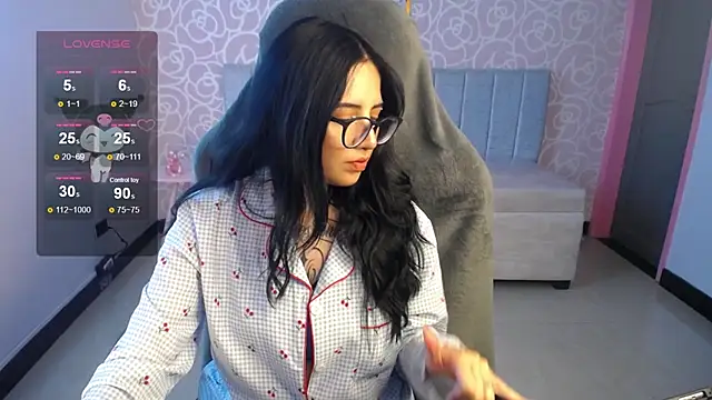 Snapshot of ninfa1_ch chatting on 01-25-25, 02:25 ninfa1 ch online show from 01-25-25, 02:25