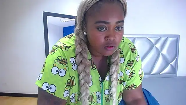 Snapshot of exotic_karmella chatting on 11-07-25, 08:31 exotic karmella online show from 11-07-25, 08:31