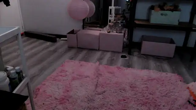 Hellen dumont online show from 03-28-26, 02:11