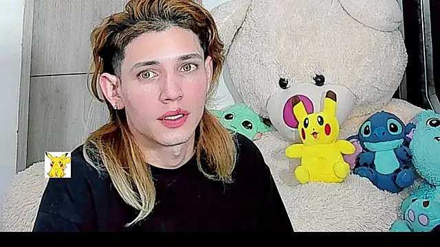 Snapshot of honey_skin chatting on 01-11-25, 06:33 honey skin online show from 01-11-25, 06:33