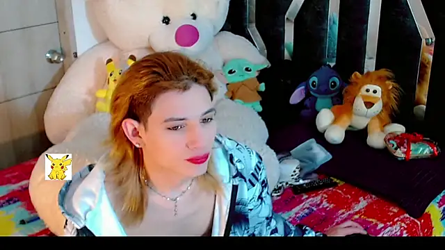 Snapshot of honey_skin chatting on 02-03-25, 04:10 honey skin online show from 02-03-25, 04:10