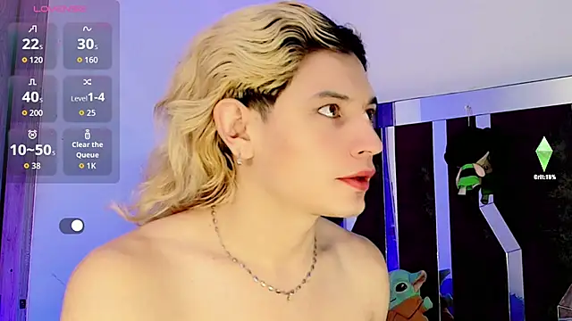 Snapshot of honey_skin chatting on 09-27-25, 03:28 honey skin online show from 09-27-25, 03:28