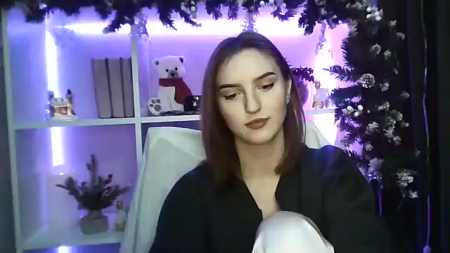 X Alisa online show from 12-18-24, 08:03