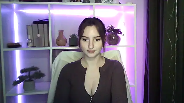 X Alisa online show from 03-18-25, 07:10